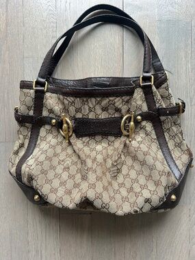 Gucci Horsebit Shoulder Bag